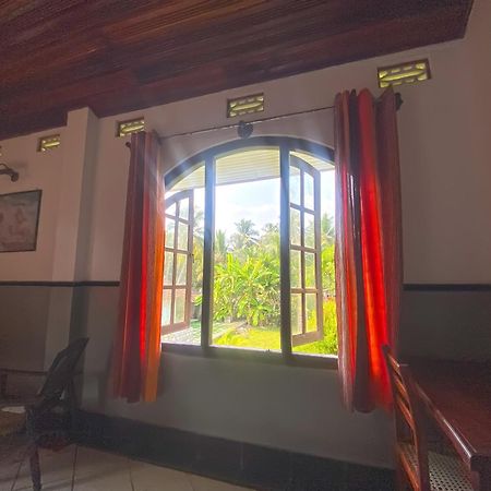 Sunny'S Garden Hotel Амбалангода Экстерьер фото